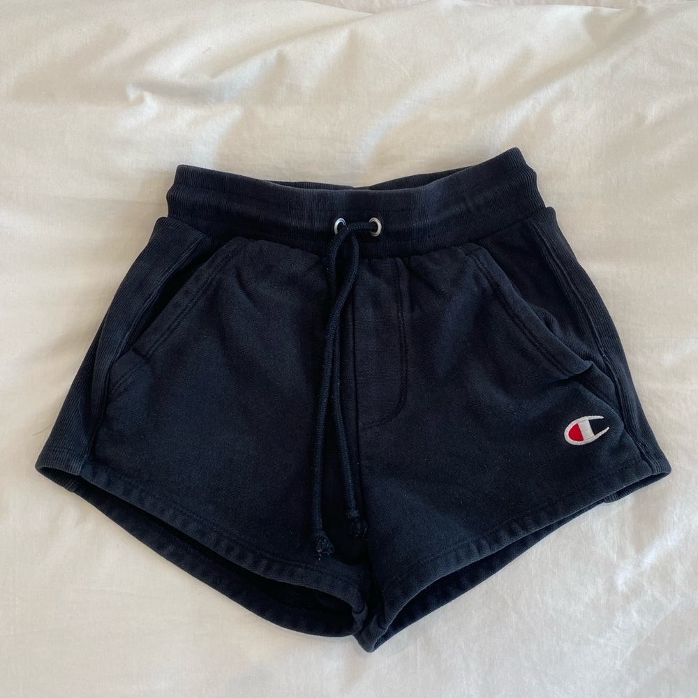 champion reverse weave black sweat shorts